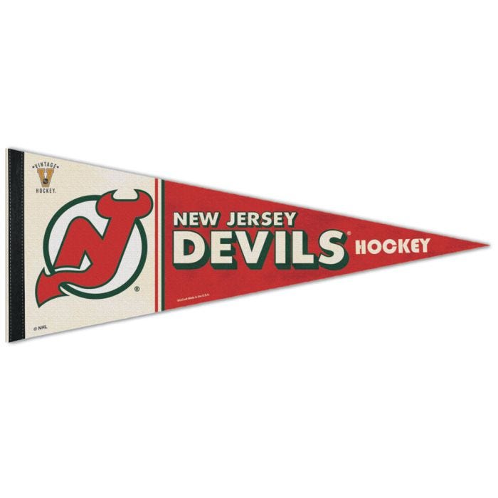 WinCraft Tampa Bay Lightning 12'' x 30'' Vintage Retro Pennant