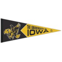 Iowa Hawkeyes / Vintage Collegiate THE UNIVERSITY OF IOWA EST 1847 Premium Pennant 12" x 30"