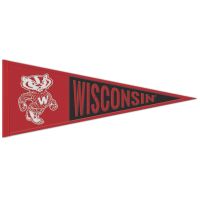 Wisconsin Badgers / Vintage Collegiate Wool Pennant 13" x 32"